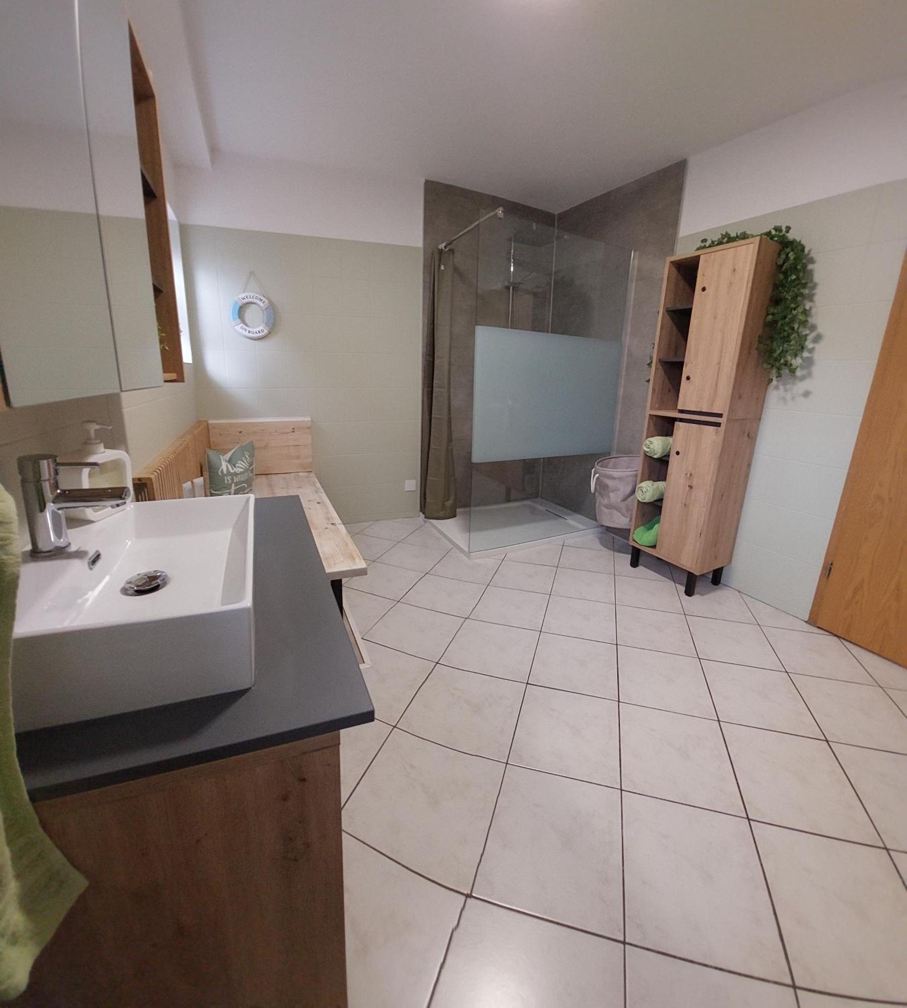 Modernes Appartement: Erfurt Autobahn Oasis Elxleben Exterior photo